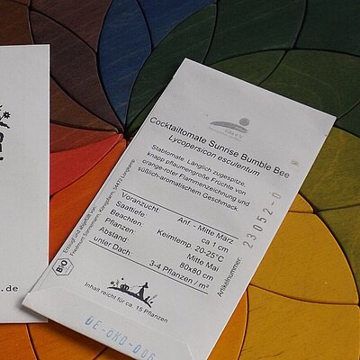 Cocktailtomate Sunrise Bumble Bee